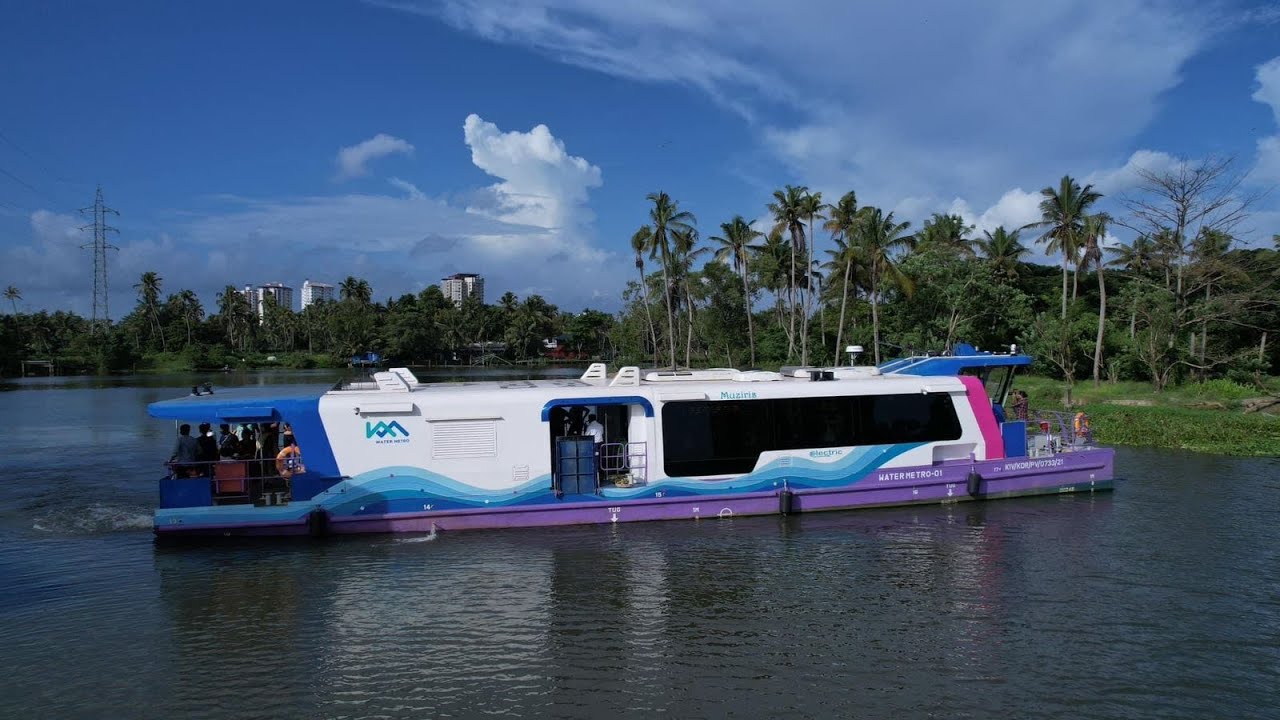 🇮🇳 Kochi Water Metro: Riding on the World&rsquo;s First Electric-Powered Water Metro in Kerala, India! 🚤
