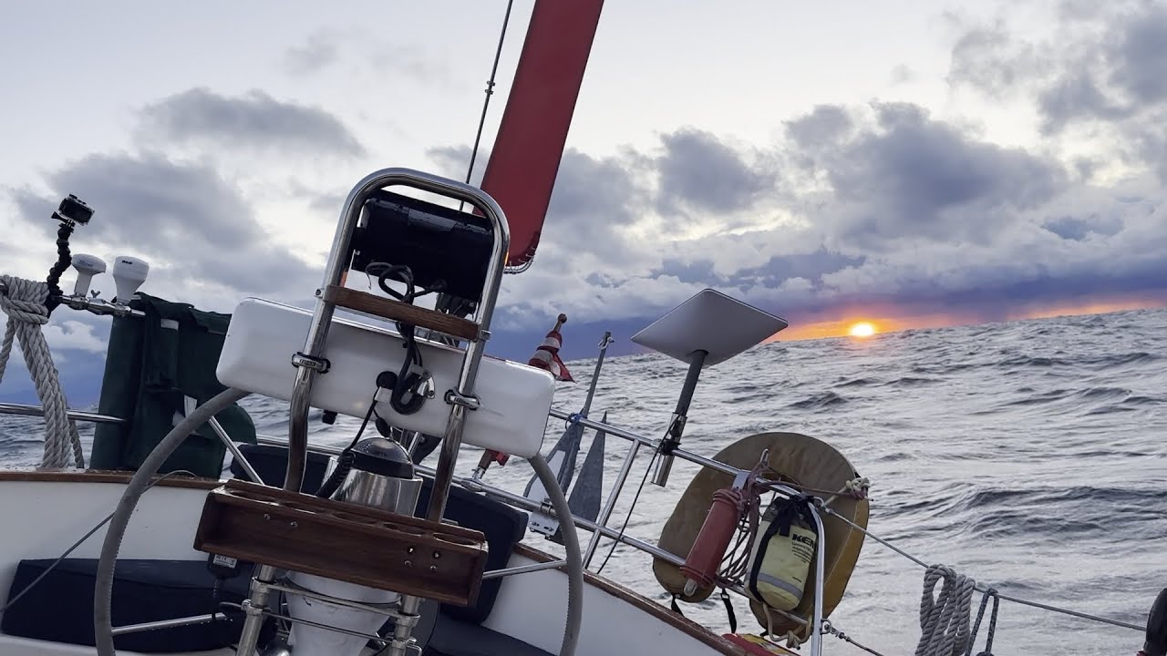 Solo Sail to Harbor Island