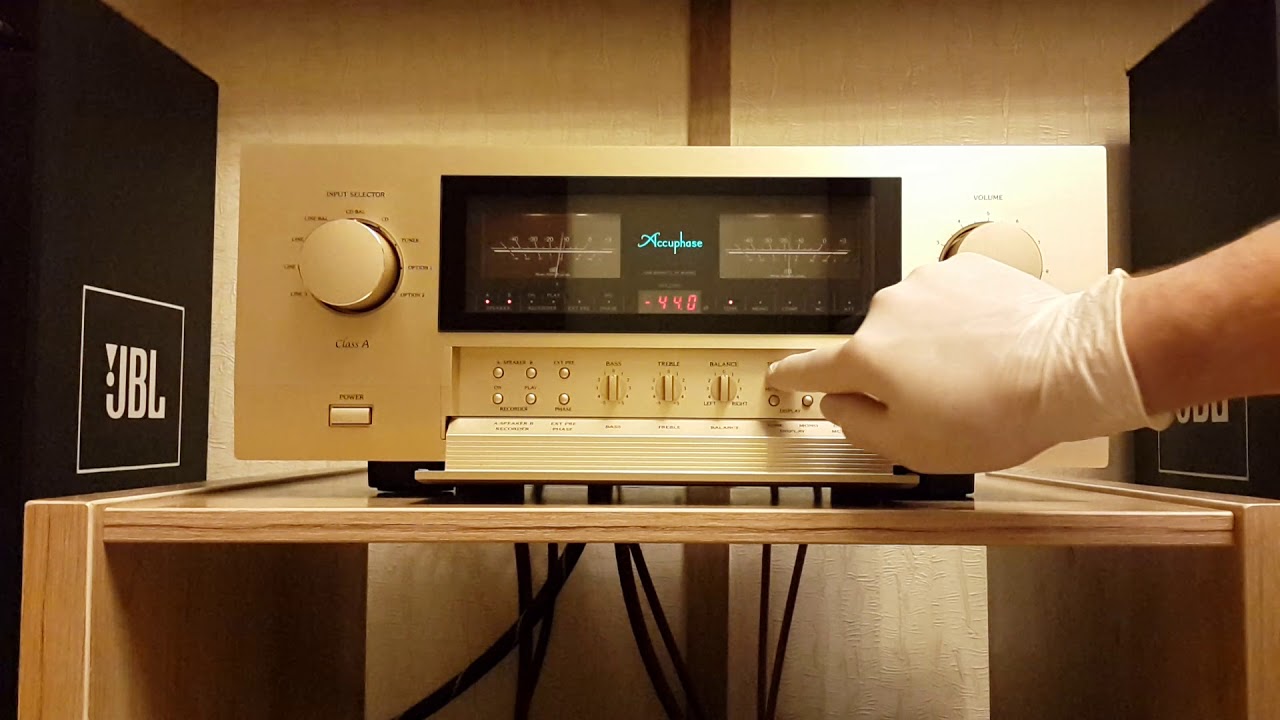 Accuphase E-560 Аккуфейз Е-560