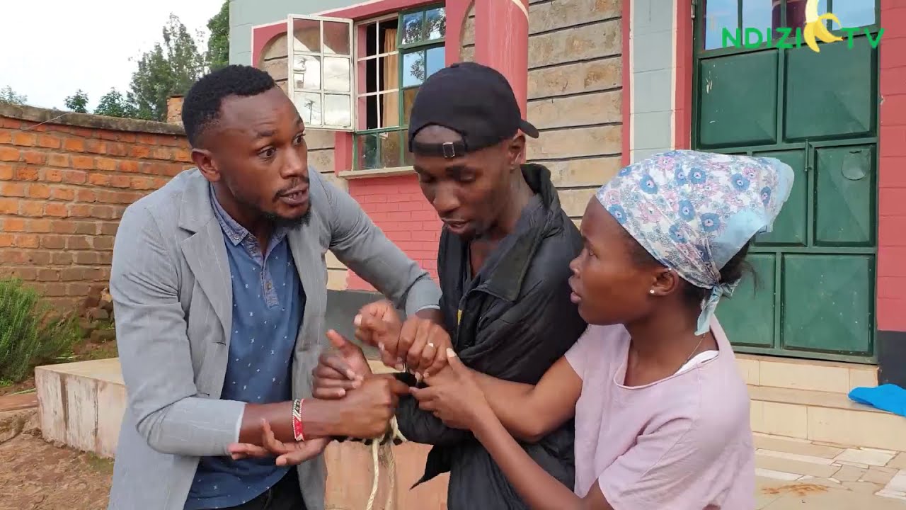 AYUBU APATA KICHAPO CHWA MBWA - ndizi tv -2019