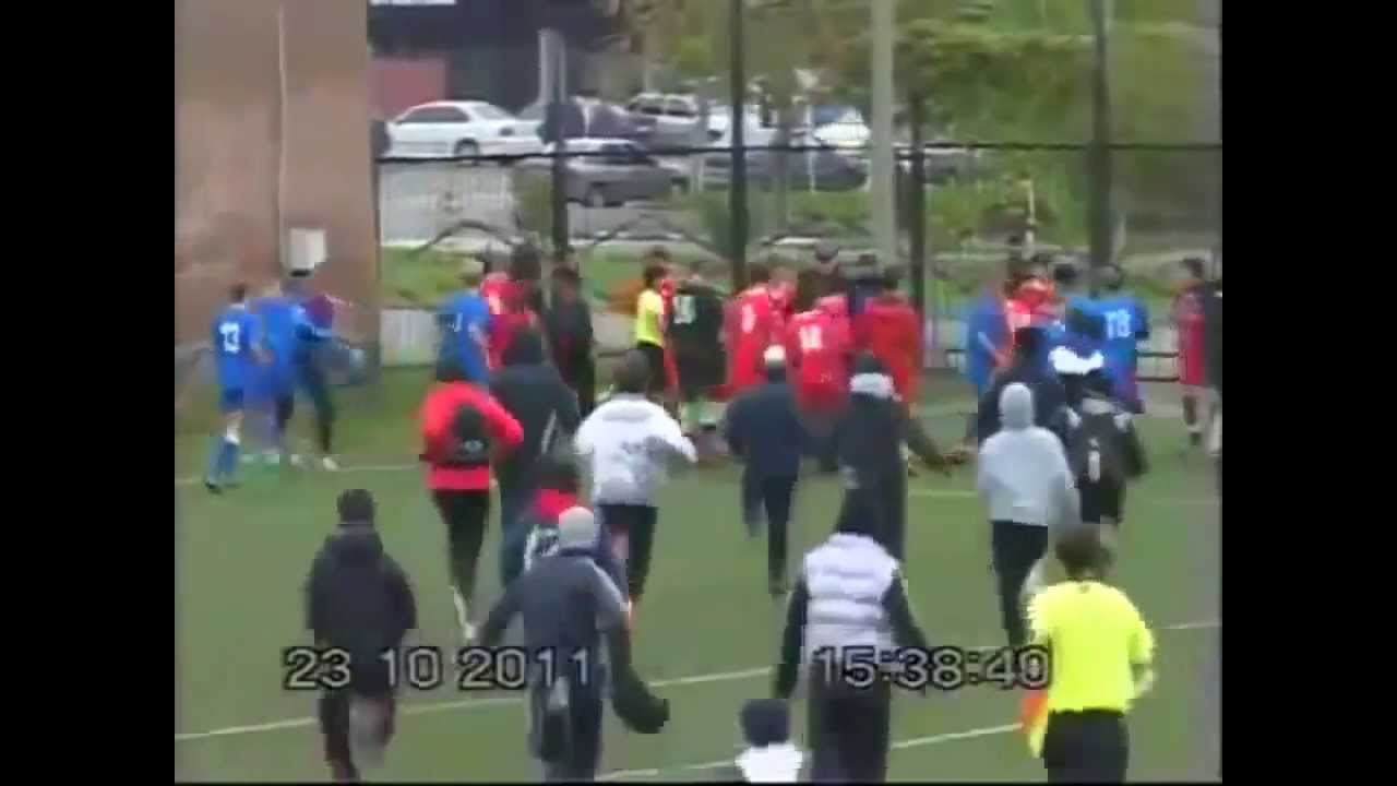 ЛУЧШИЕ ФУТБОЛЬНЫЕ ДРАКИ- ,FOOTBALL FIGHTS 2012 EDITION HD  SPORTS FIGHTS