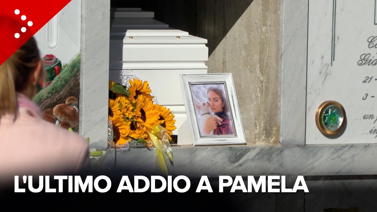 I funerali di Pamela Genini, la 29enne uccisa a coltellate a Milano. Amici: 