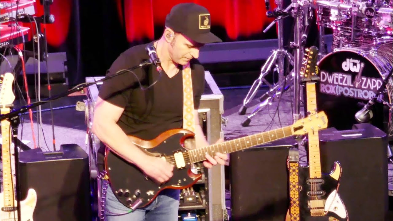 Dweezil Zappa - 4/16/25 - Town Hall, New York