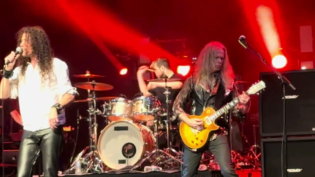 Adrian Vandenberg  - Burning Heart  2024