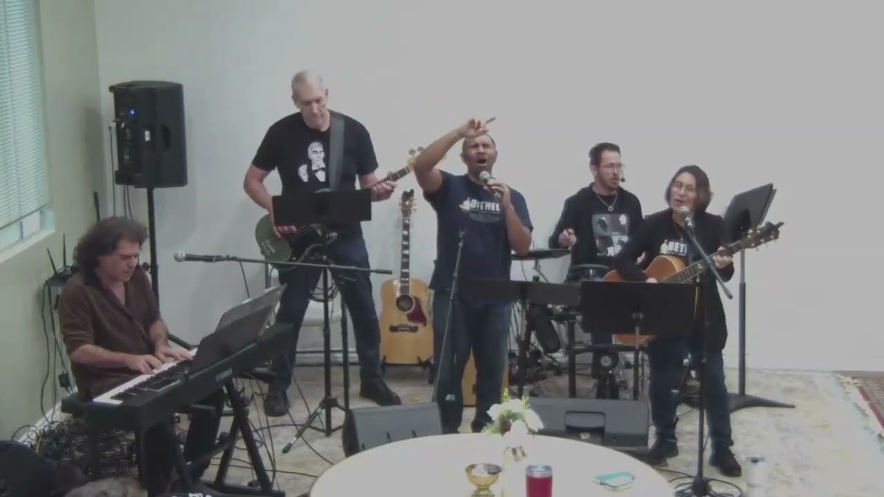 Here I am to Worship by The Bethel Band of Encino