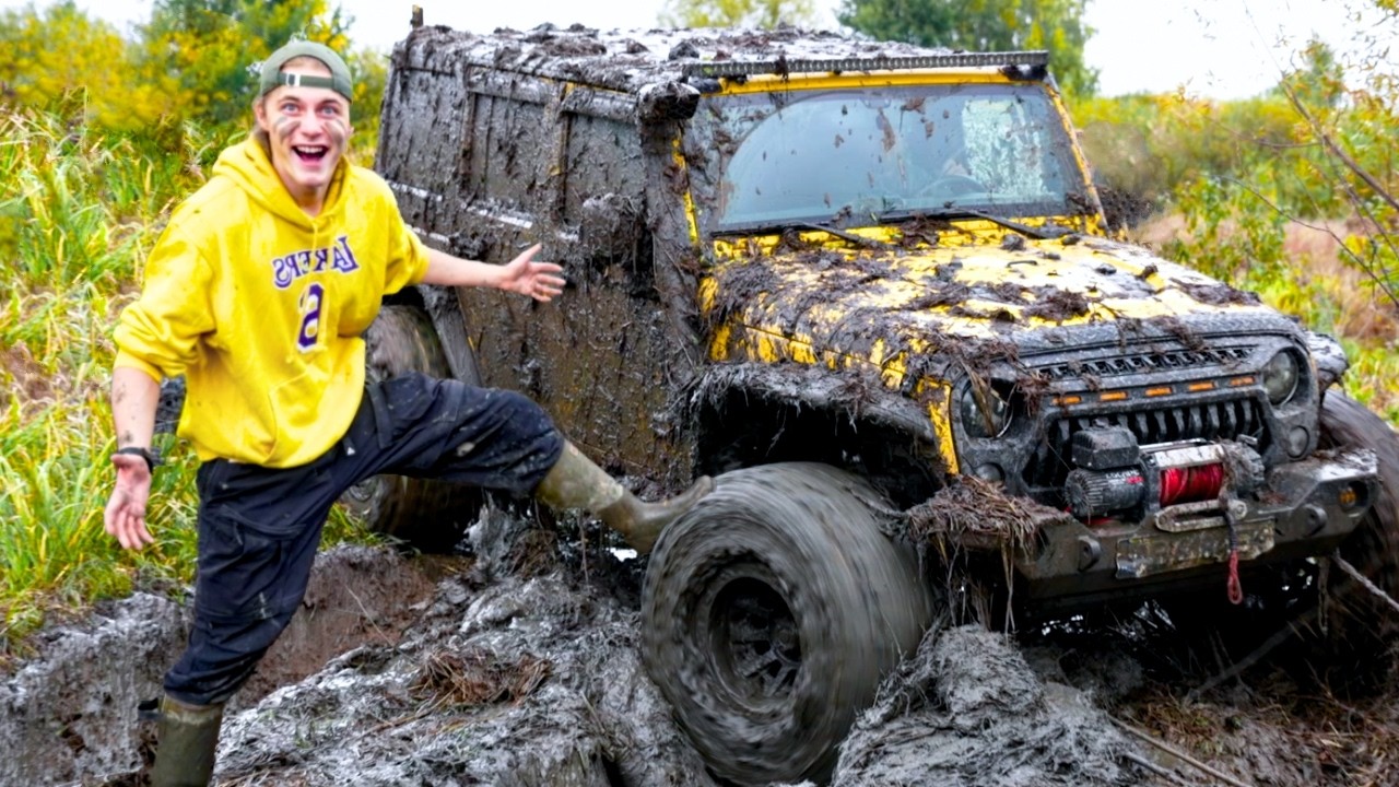 УТОПИЛИ папин JEEP в болоте...ДОСТАЕМ его...
