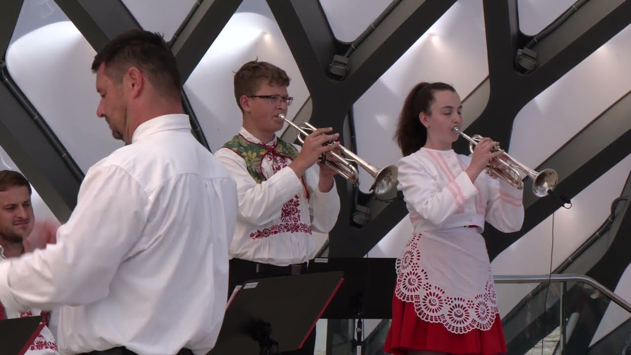 VESELÍ NAD MORAVOU-Festival dechových hudeb-VESELSKÝ RYNEČEK-DH Šohajé z Veselí nad Moravou (6.)