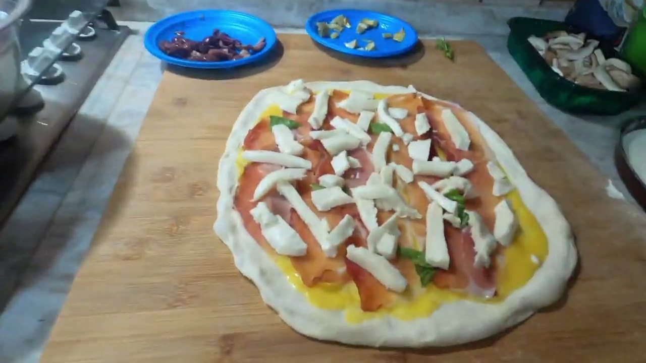 Stesura e cottura pizza su forno a gas qq16 rotante