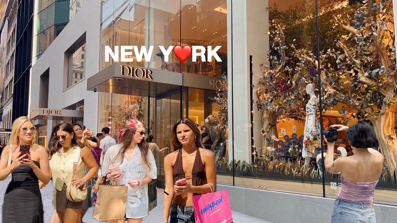[4K]🇺🇸NYC Walk🗽NYC’s Most Iconic 5th Avenue on Saturday🚕💖Cafe Ginori at Bergdorf Goodman | Aug 2025