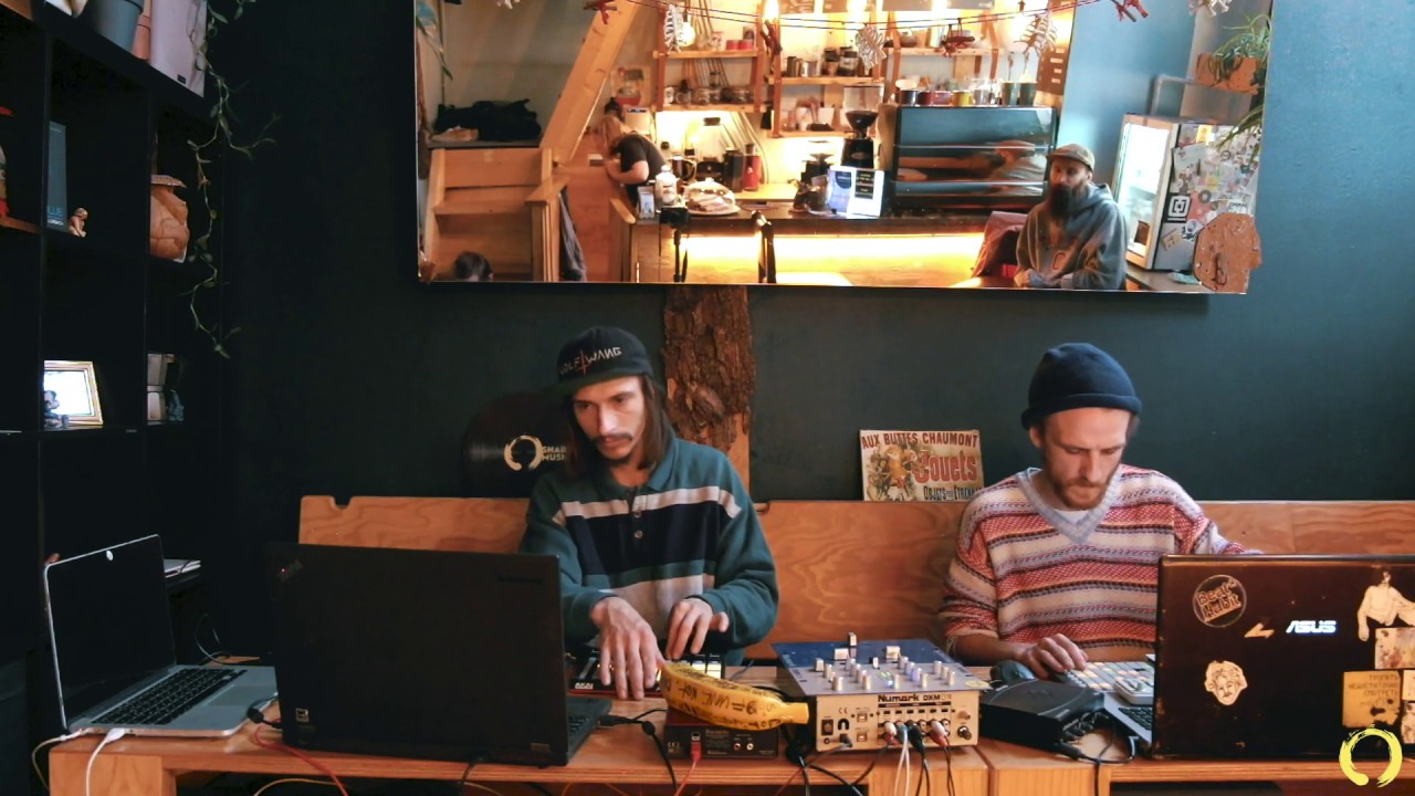 Beat Habit - Visible Radio Waves Part II (Live Shabbim Music)