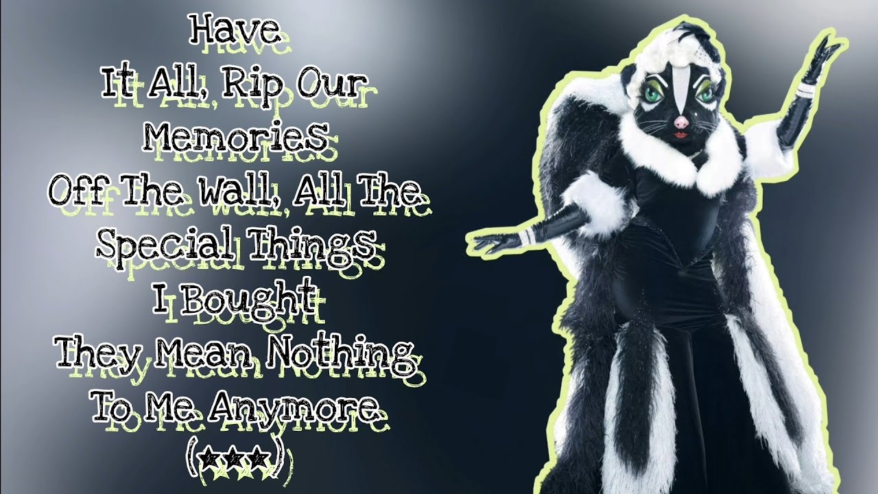 Skunk Performs 