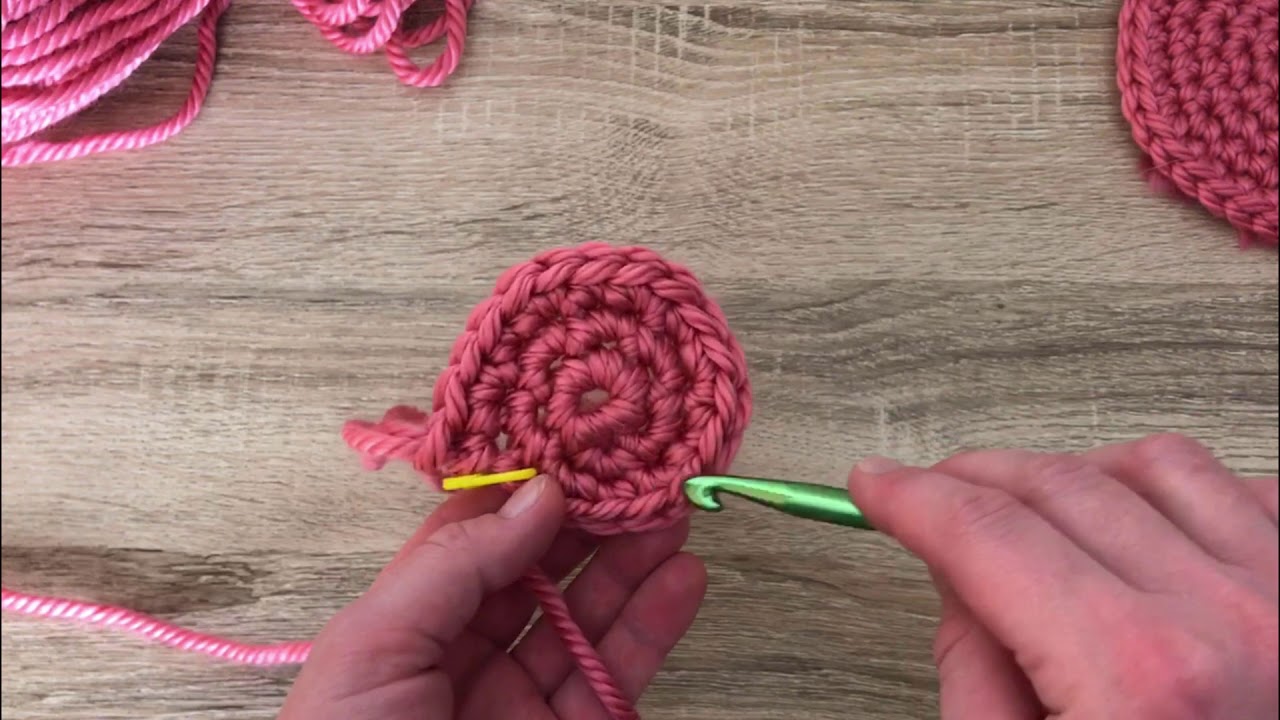 CROCHET| COMMENT FAIRE UN CERCLE PLAT EN MAILLES SERRÉES |