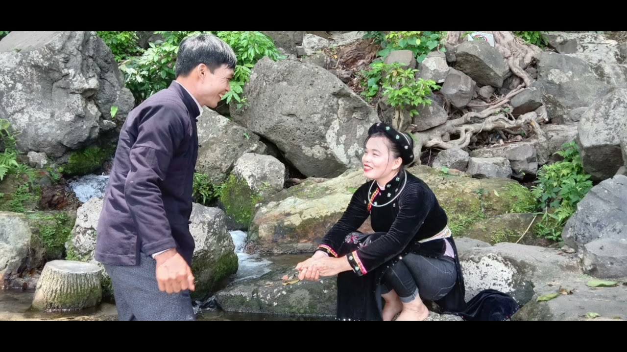 phong slư đối đáp lời cổ : Minh Pháp & Hồng Huấn. trình bày