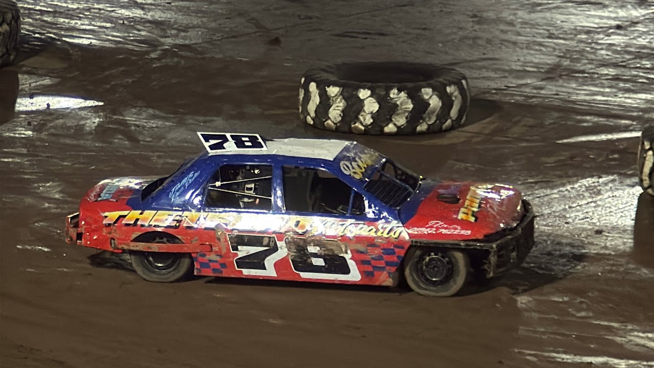 Banger Boy turns saloon stock car driver highlights all 3 races Kings Lynn 29/12/24