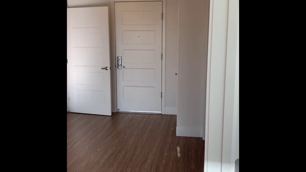 1x1 576 SQ  FT