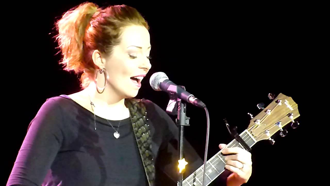 Not The Most Pretty Girl - Anneke Van Giersbergen - La Scène Bastille 13/12/2012
