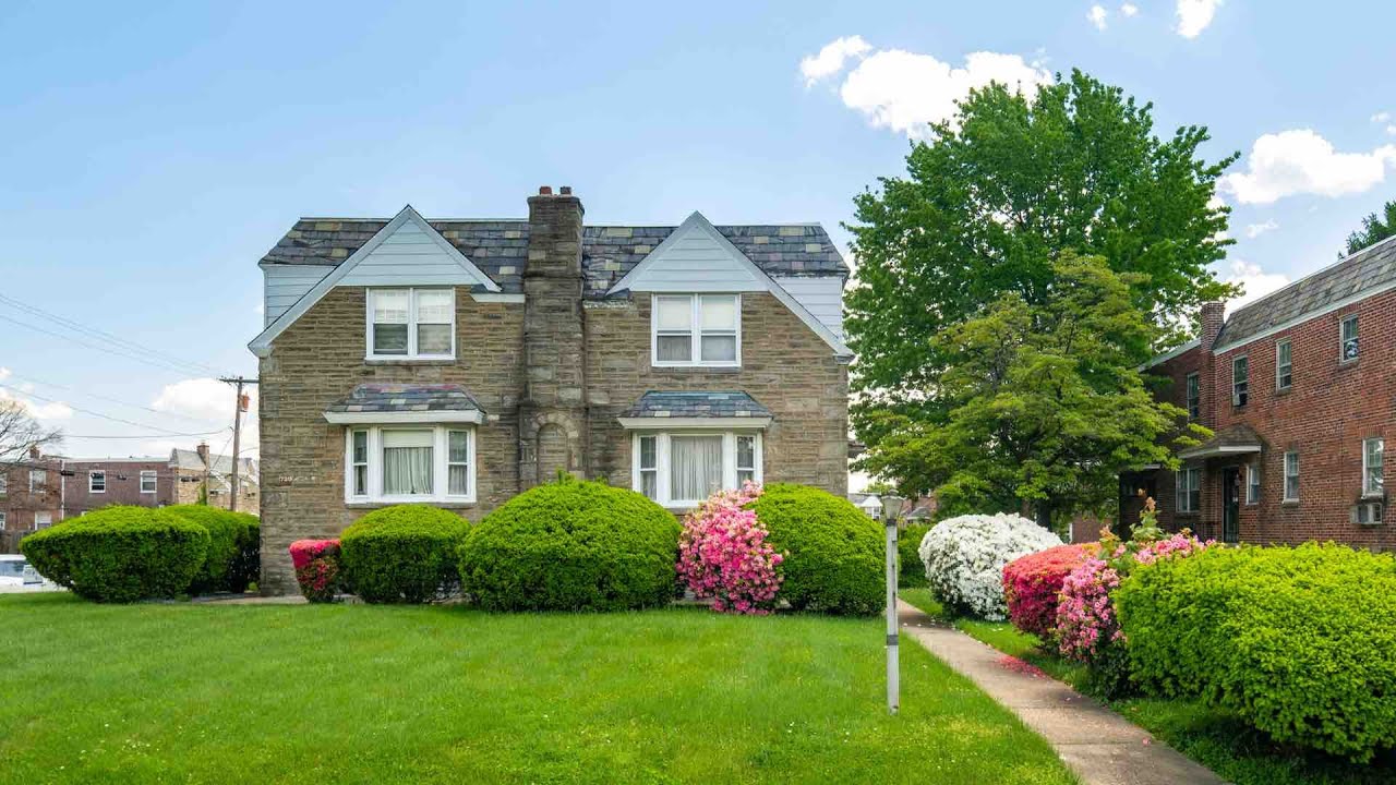 JUST LISTED - FOR SALE - AS-IS IN MOUNT AIRY!!