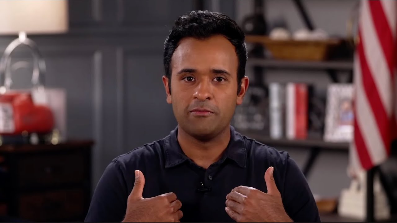 Trump Trial coverage, Vivek Ramaswamy buys into BuzzFeed & phone in bed | Mixed Signals from Semafor
