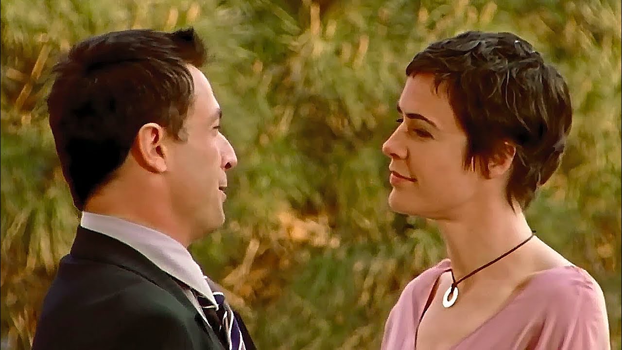 Saint-Tropez - For Love of You S10EP18 - Serial telewizyjny