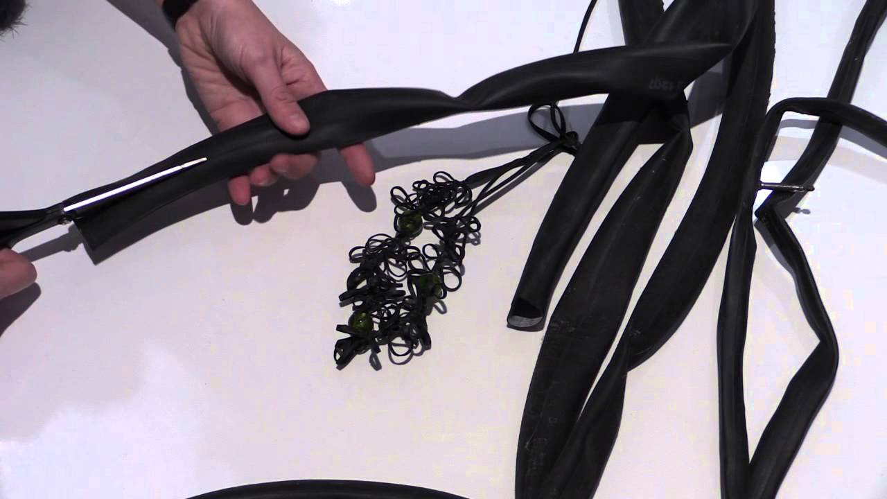 Halssnoer van fietsband