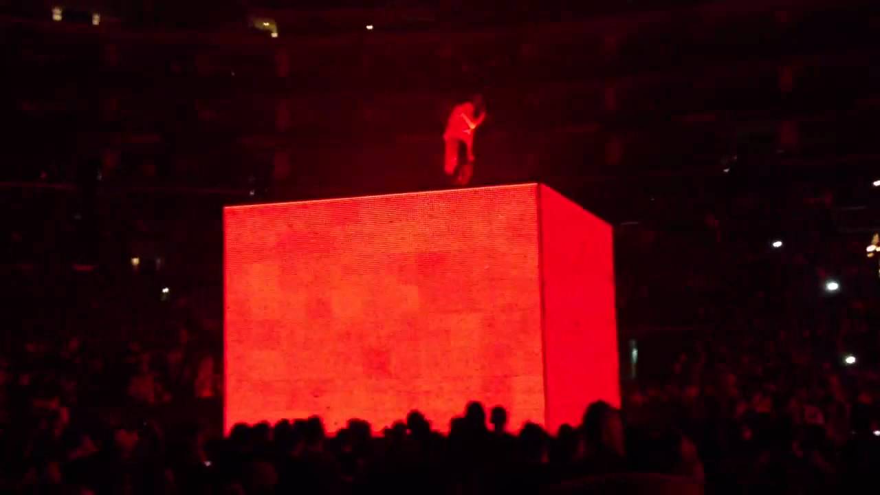 Heartless live performance at staples center 12-11-11