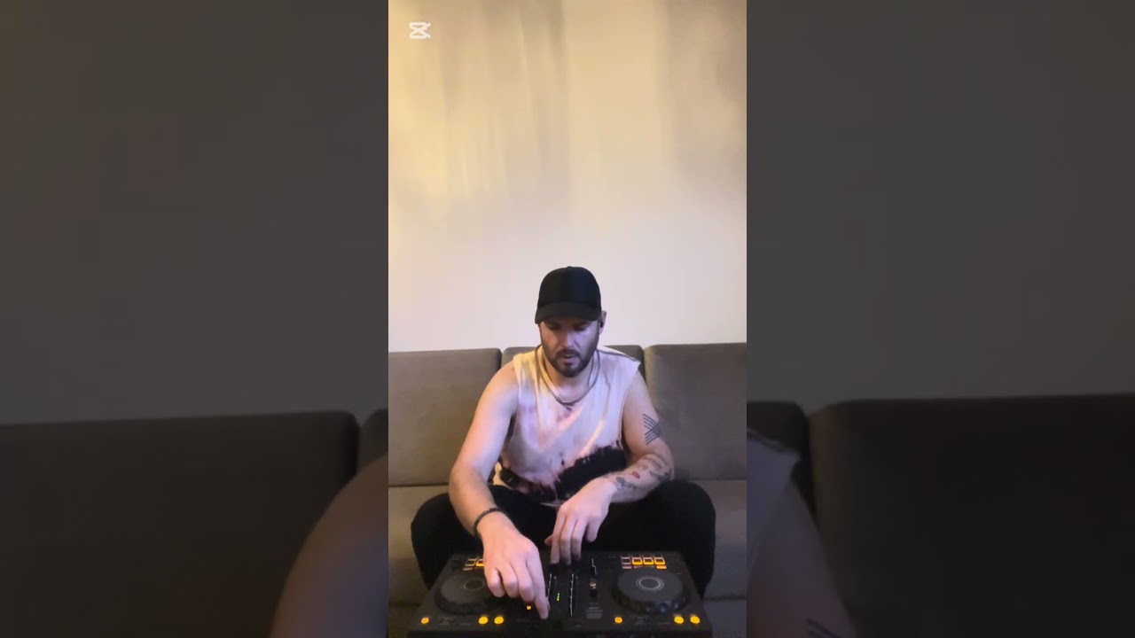Tiny Couch DJ Set #1 (Afro House)