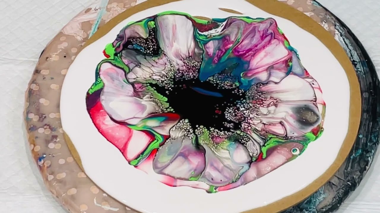 Acrylic pouring art~Easy no fuss bloom technique 🤩 using BOOM GEL PRE MADE PAINTS Give Great Result