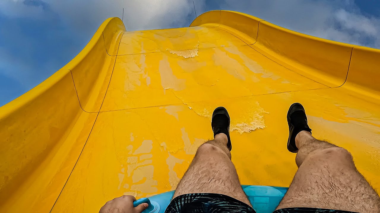Extreme BANANA Water Slide at Vadas Thermal Sturovo