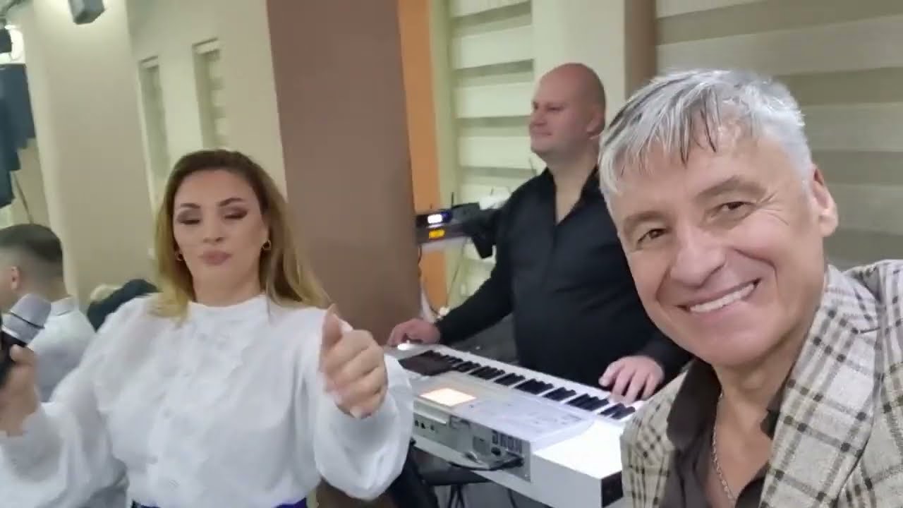 Mirsad Tarhaniš-Pogledaj me