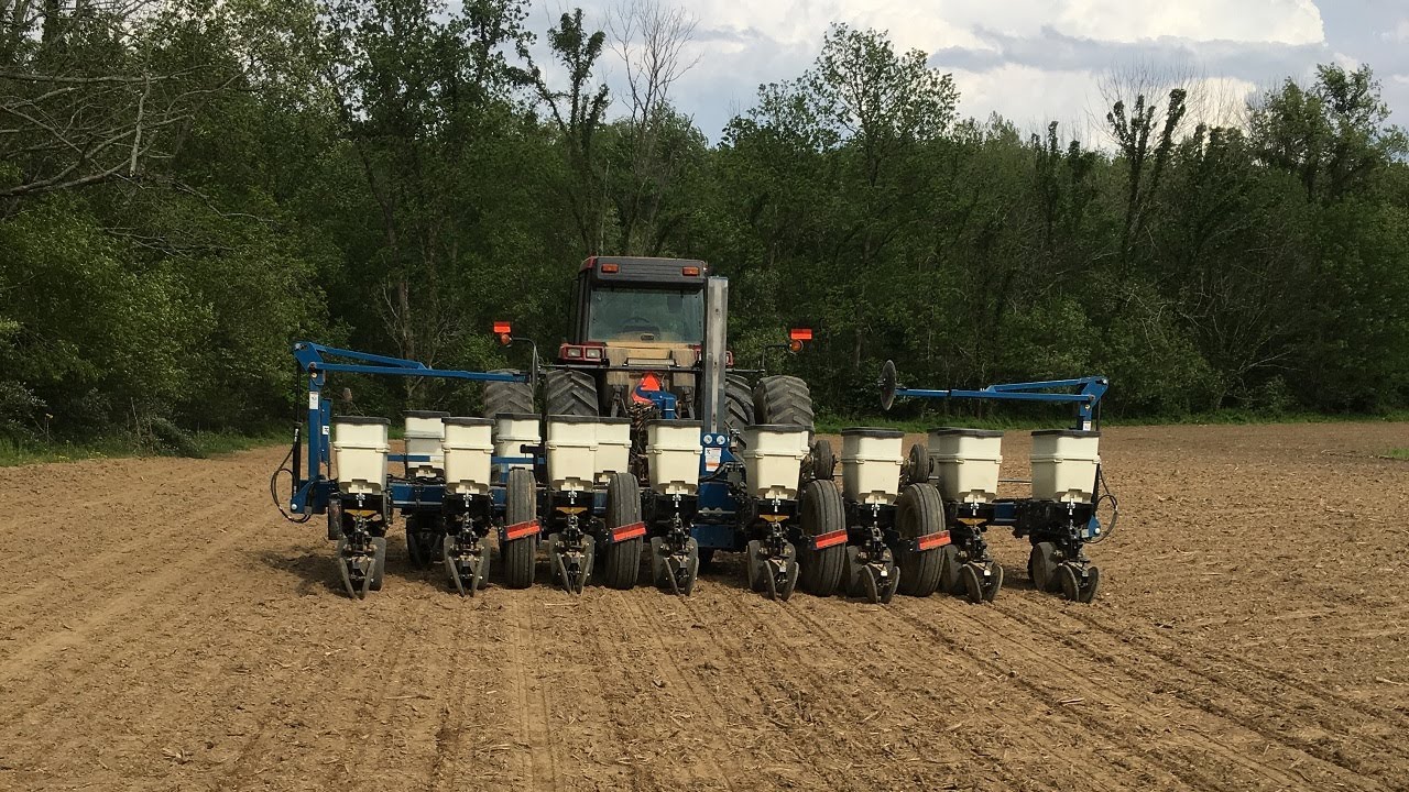 Planting soybeans and loading seed