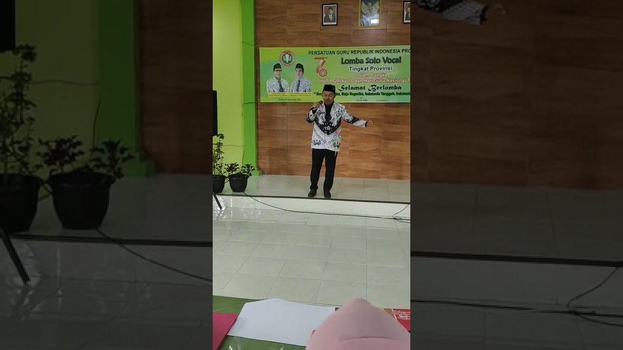 LAGU BUNGA-BUNGA BANGSA JUARA 1 LOMBA MENYNYI SOLO VOKAL TKT. PROVINSI BANTEN HUT PGRI KE 76TH