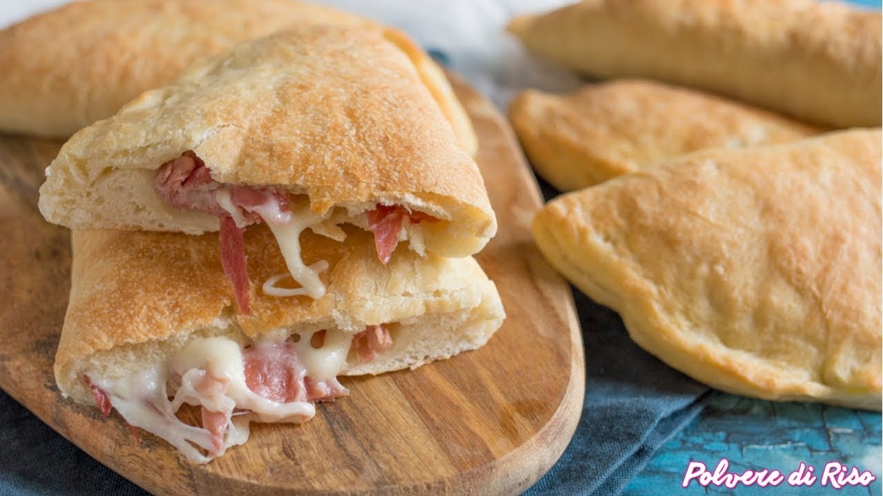 Calzoni al forno | Ricetta facile | Polvere di Riso