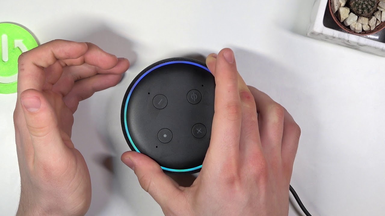 Распаковка и обзор умной колонки Amazon Echo Dot 3rd Gen