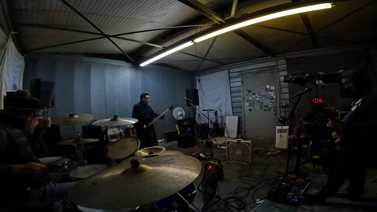 Dirt Melt - Intruder (Practice 2.3.26)