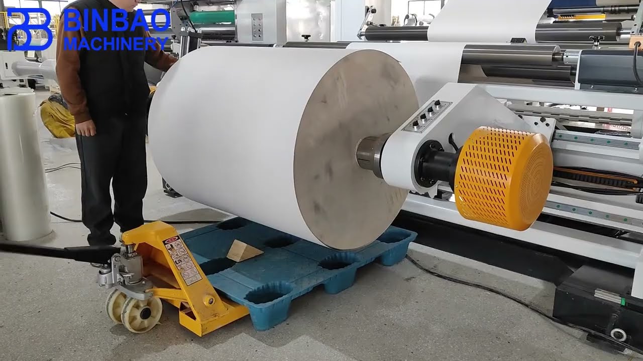 How to easily load a roll of kraft paper slitting rewinding machine