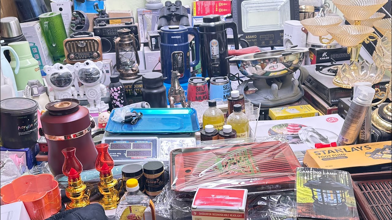CẬP LỒNG ĐỨC 2 lÍT, ĐÈN PIN ĐỘI ĐẦU, ĐÈN THỜ ĐỎ, MŨ LÔNG CHÙM TAI, DẦU ĐỐT,...