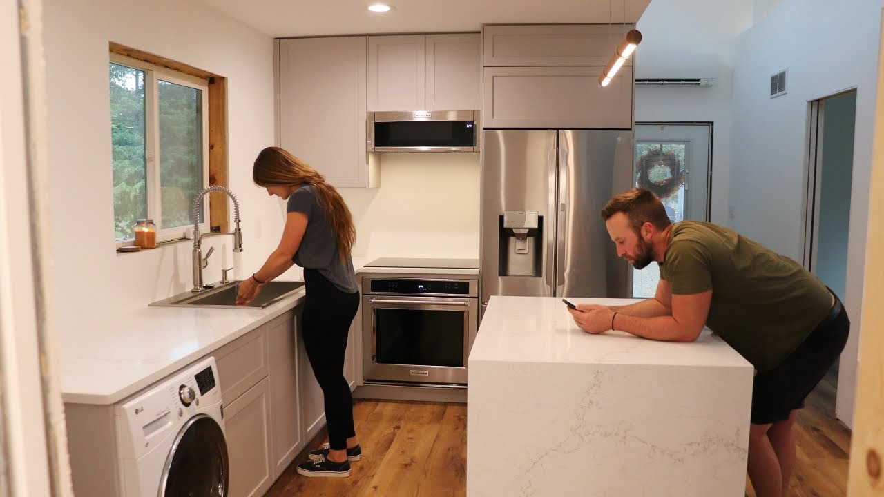 OFF GRID KITCHEN | Countertops, Running Rainwater & Solar Powered Appliances