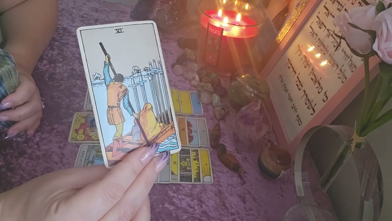 את חלוקה לאן להתקדם בלבד שלך אן בביחד ?? עם הגבר שחזר מהעבר או גבר חדש לחלוטין !