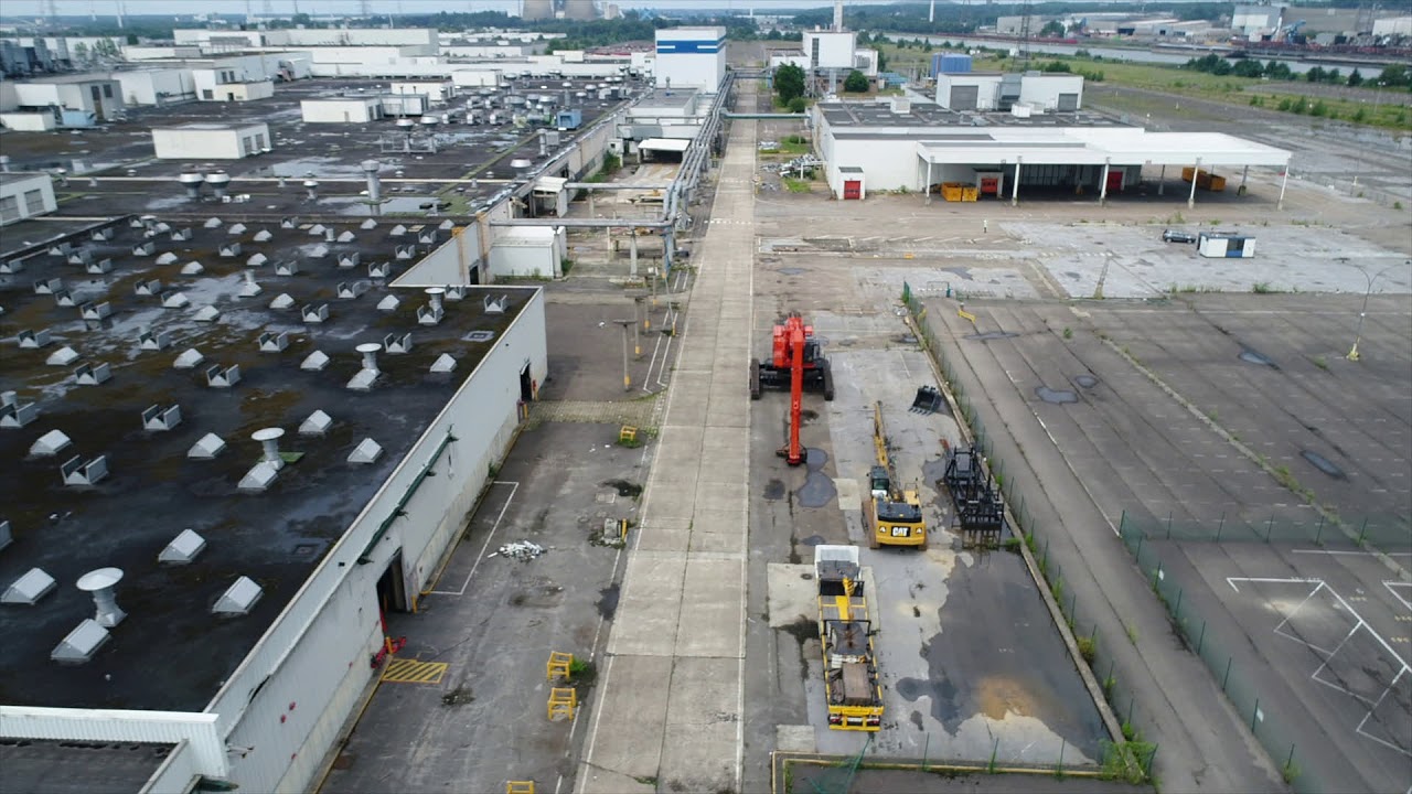 Sfeerbeeld afbraak Ford-site in Genk