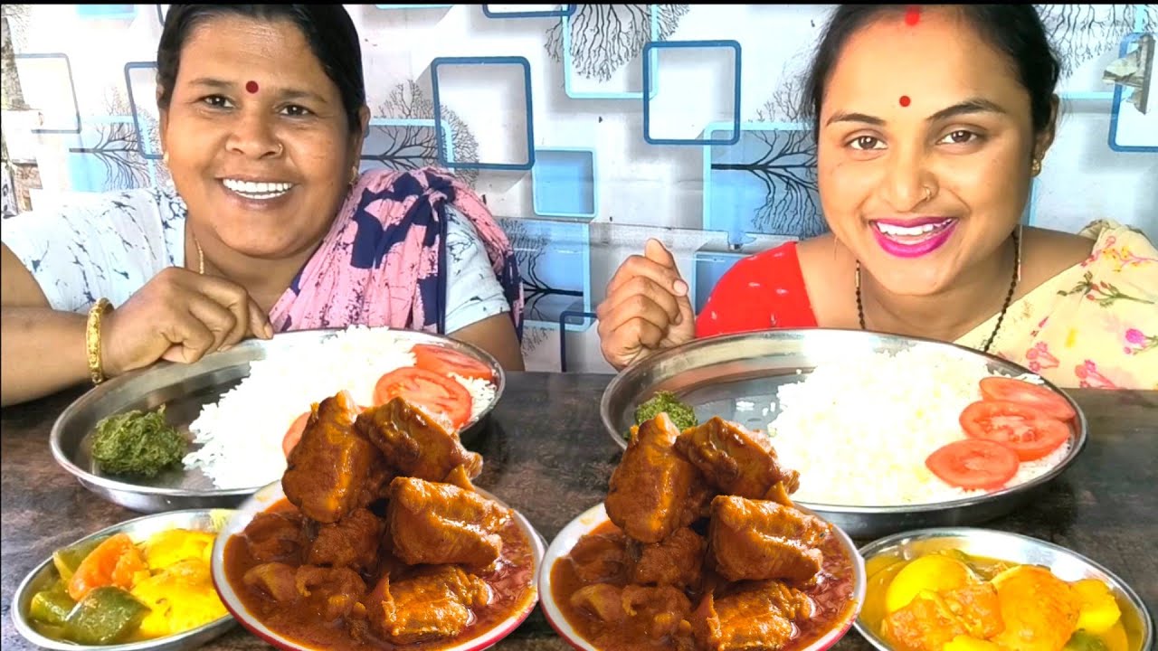 New eating rice with🔥🔥spicy chicken curry egg vegetable curry Bengali chicken curry eating show