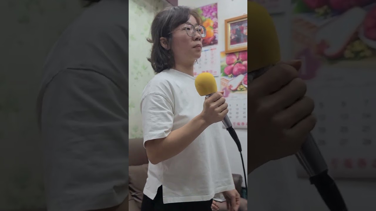 正月初一日二兩位女兒唱歌