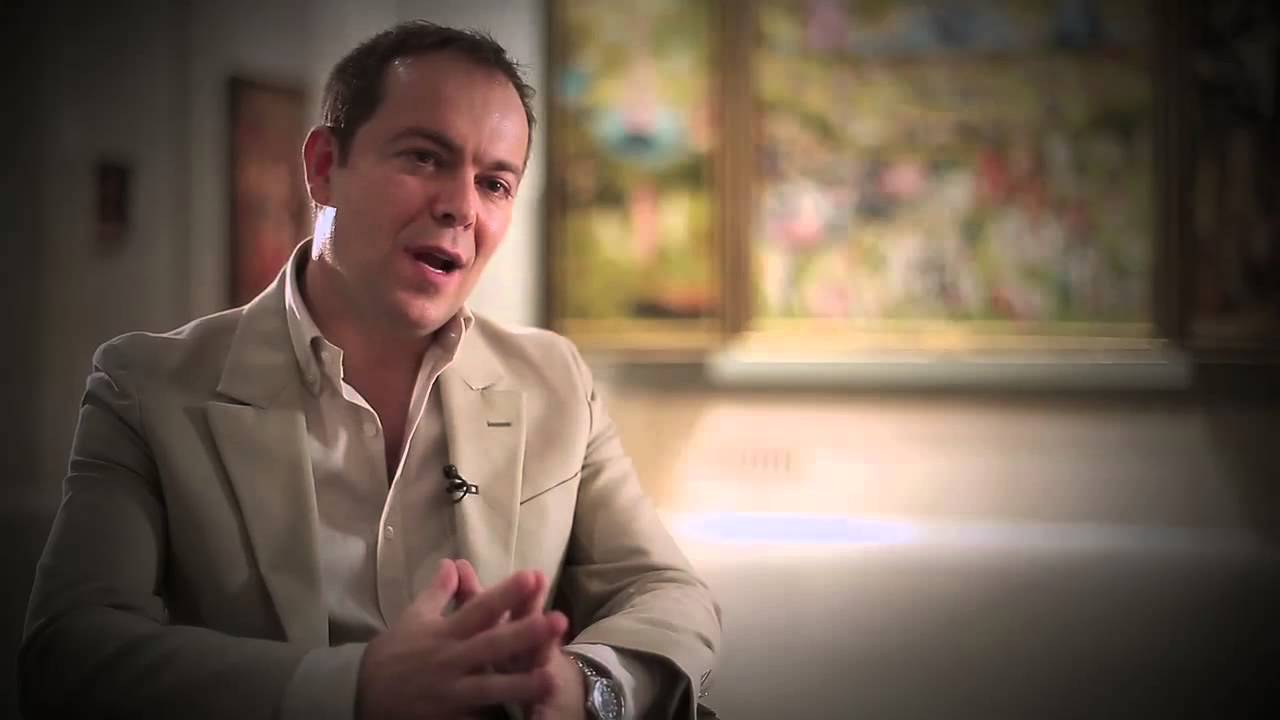 Entrevista a Javier Sierra en el museo del Prado