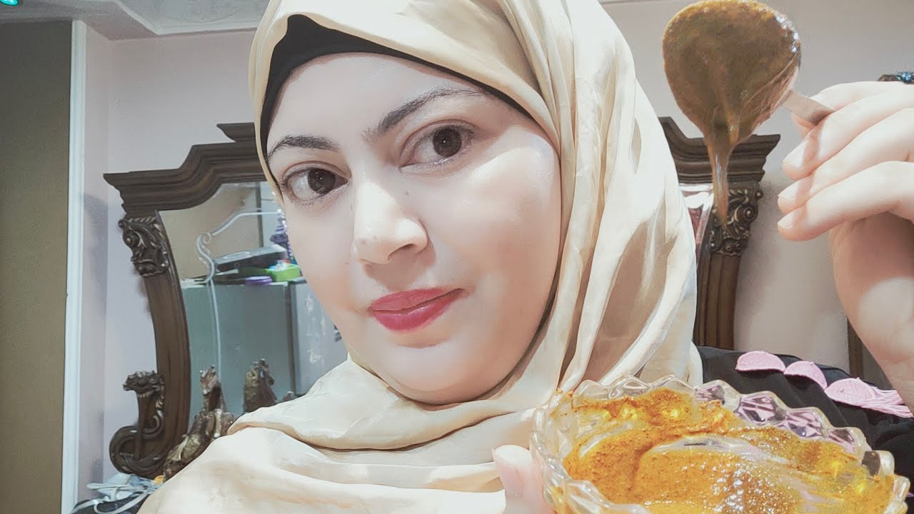 اقسم بالله وصفه لازاله الشعر وعدم تنبيته للابد مجربه تنفع من سن ١٢ سنه ل٦٠ سنه