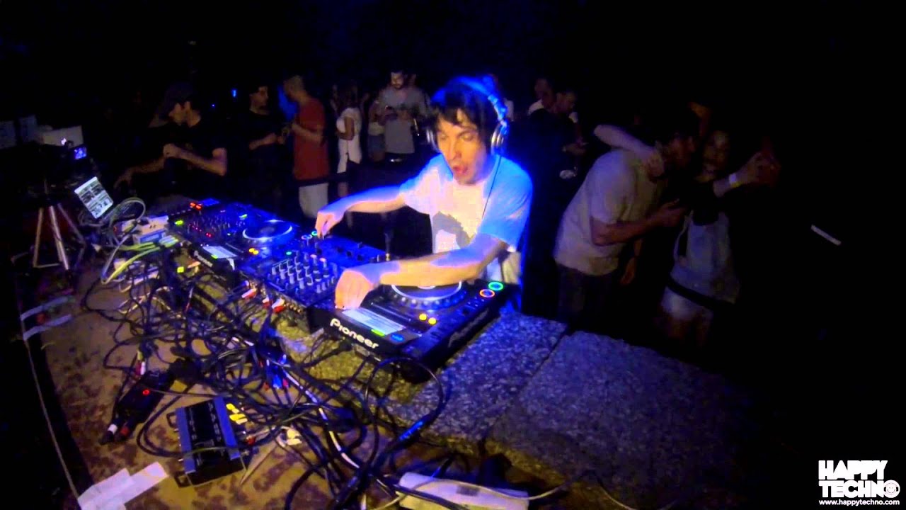 Alex Kenji @ Happy Techno - City Hall (Barcelona / Spain) - 06.06.2015