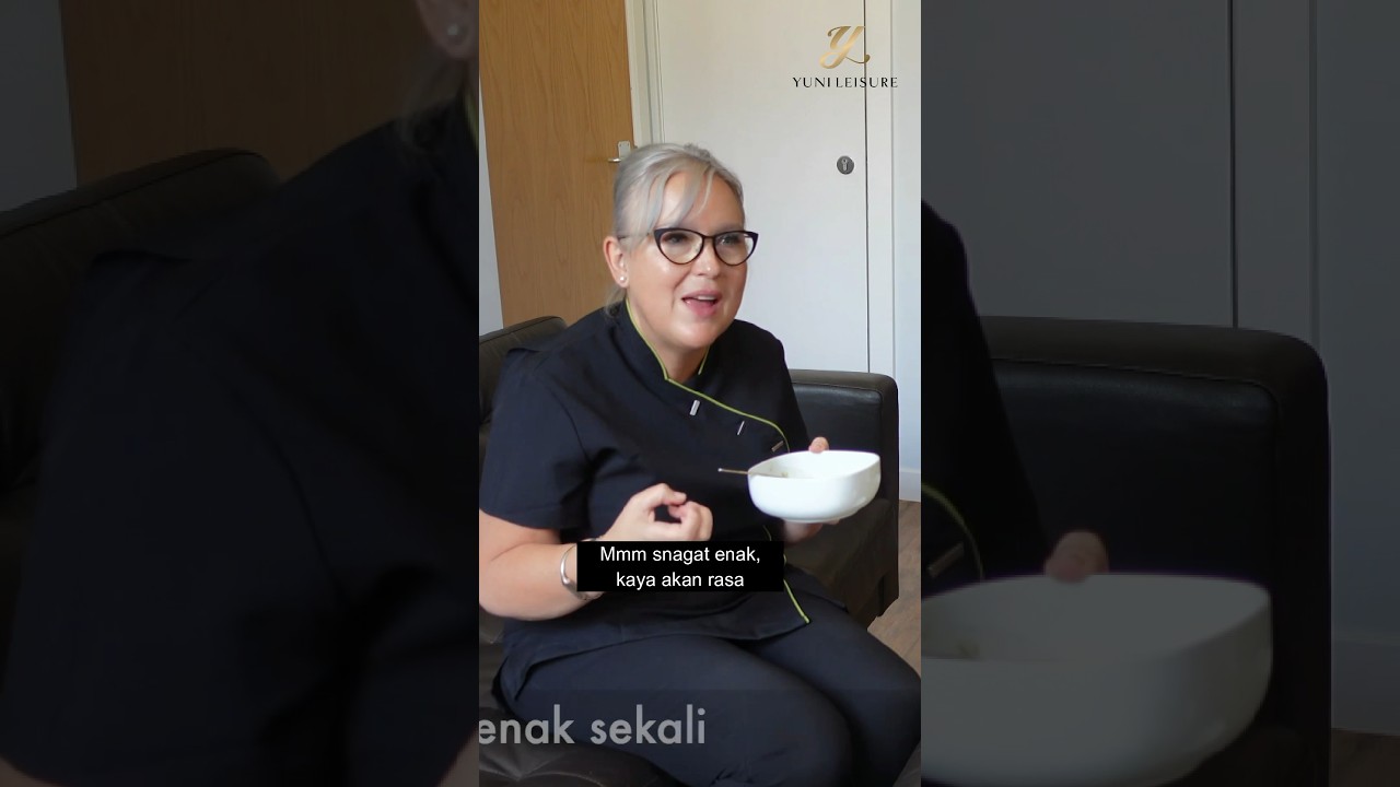 REAKSI MEREKA MAKAN RAWON 😊