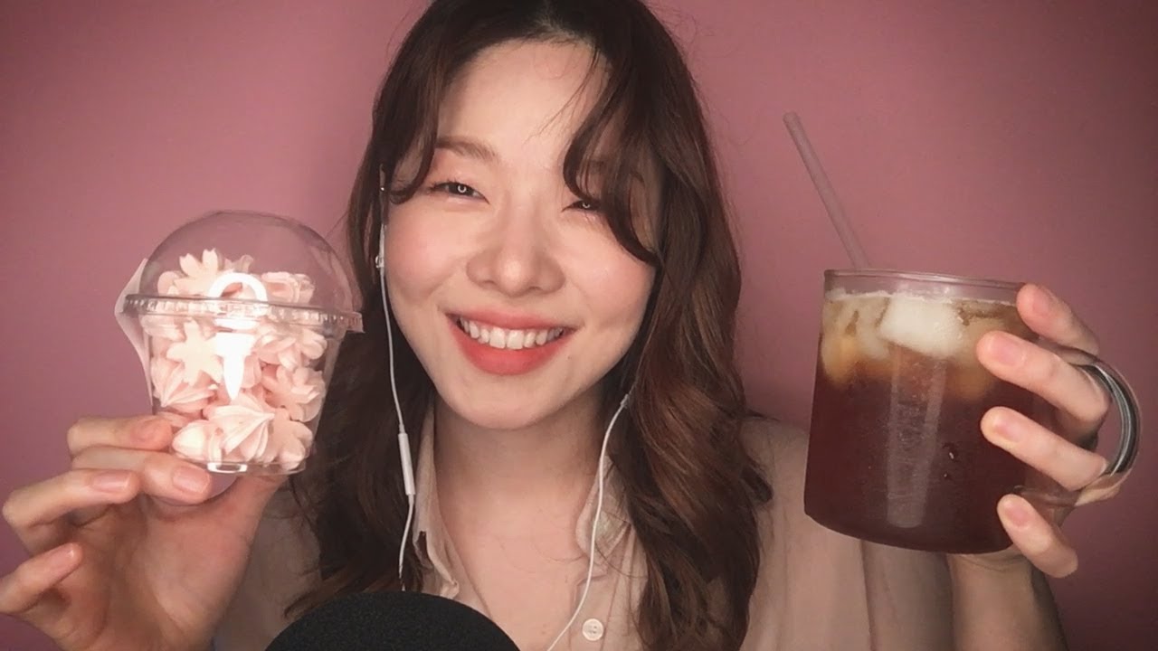 ASMR 머랭쿠키 먹으면서 조잘조잘☺️💞│Meringue Cookies Eating & Tapping│Soft Spoken , Whisper