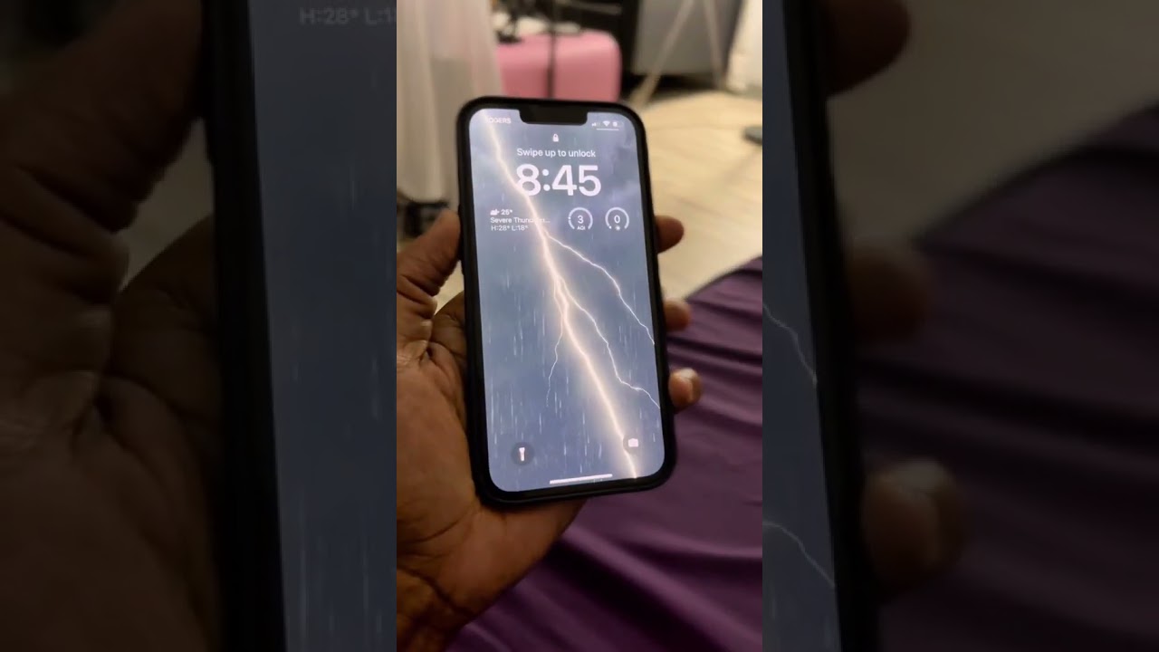 Real-time weather Lock Screen on iOS16 👌#ios16 #iphonetricks  {Techkitchen}