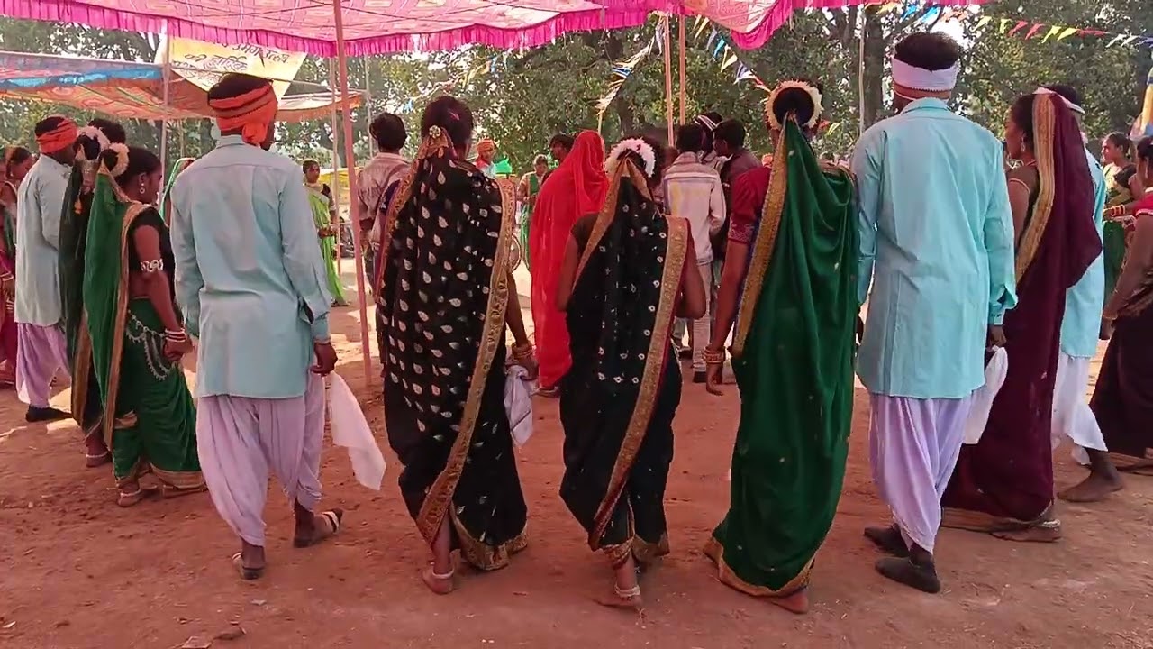 अंग्रेजों की जमाना गंजनसिंह कोरकू। द्वितीय दौर 🔴 राधा 🦚 कृष्ण चिटकोरा मंडल धुत्तापुरा डाबरी।