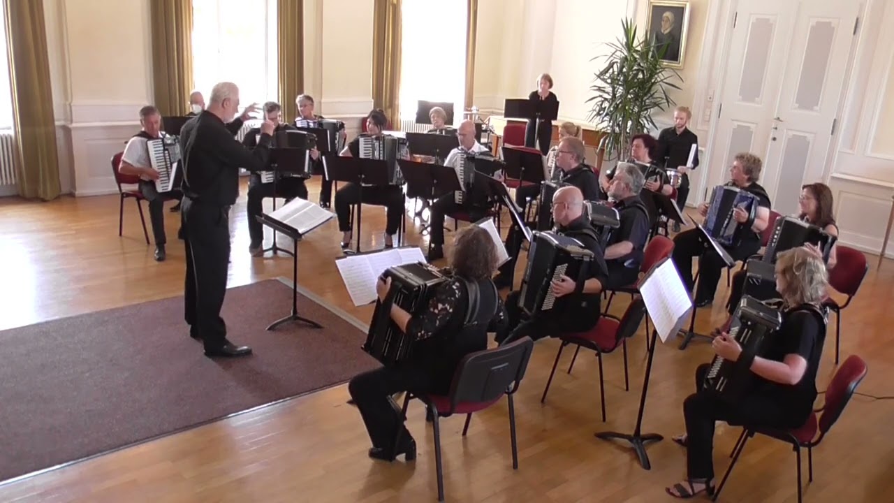 Akkordeon-Orchester Passau Masquerade-Walzer