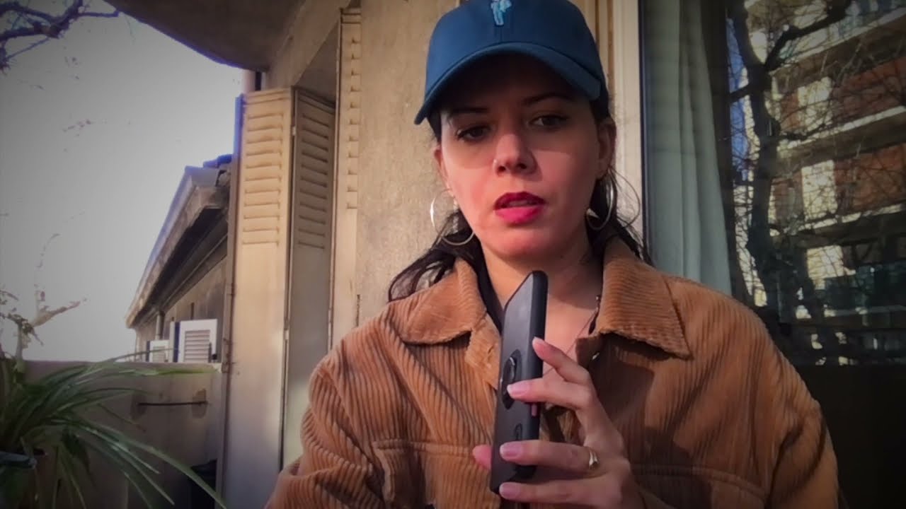 Laura Vazquez lit 